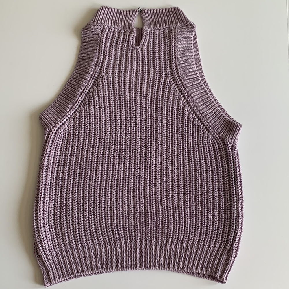 LAVENDER SLEEVELESS SWEATER - Picture 8 of 9